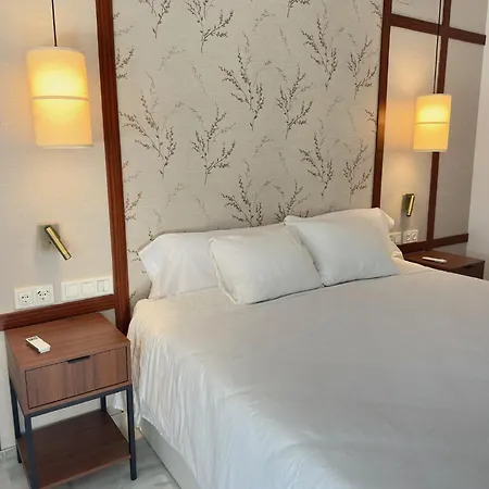 דירה Luxury Alamos - Costa טורמולינוס